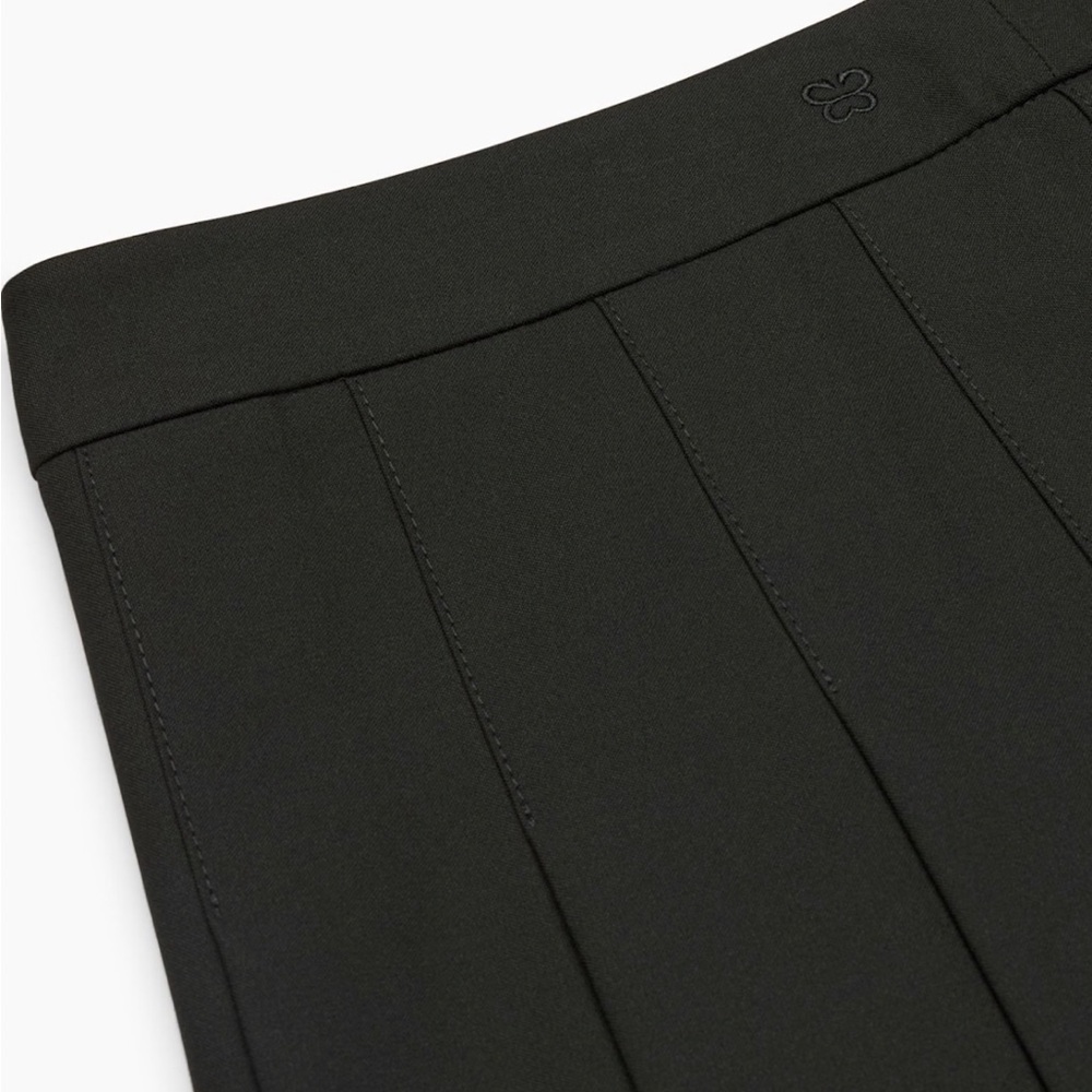 Aritzia Olive Midi Pleated Skirt - Picture 6 of 13
